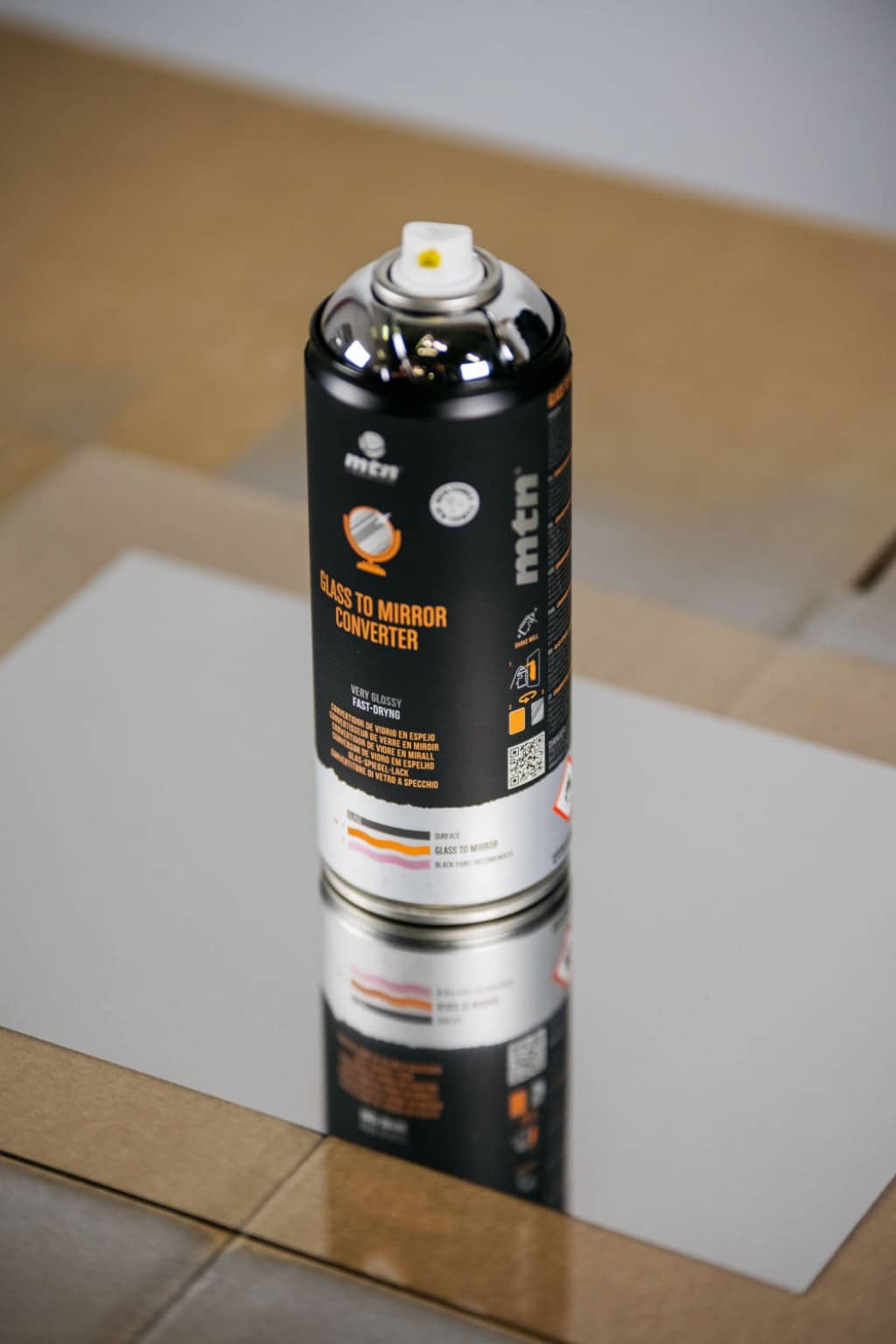 MTN Glass to Mirror Converter Voorbeeld spuitbus