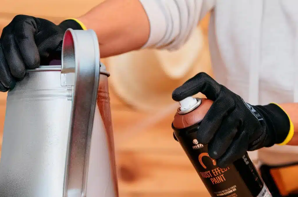 MTN Wepro Rust Effect spuitbus voorbeeld