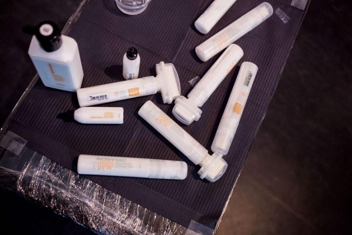 Montana ACRYLIC EMPTY Bottle met Lakstiften