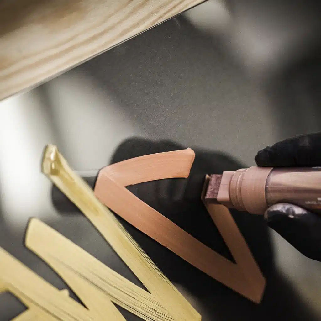 Montana ACRYLIC Marker 15mm metalllic