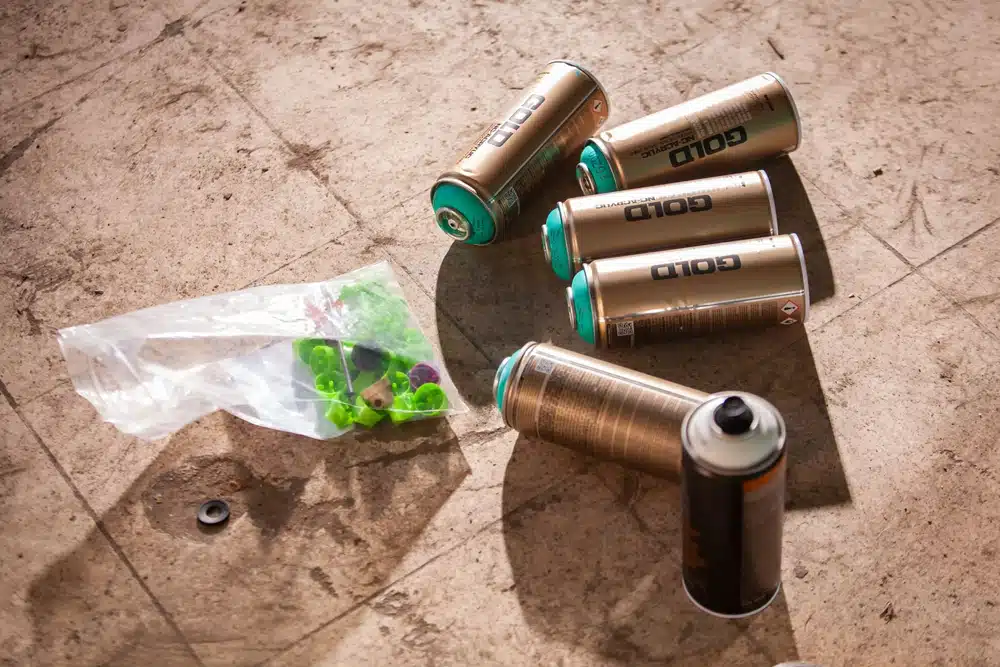 Montana Gold Fluorescent set met caps