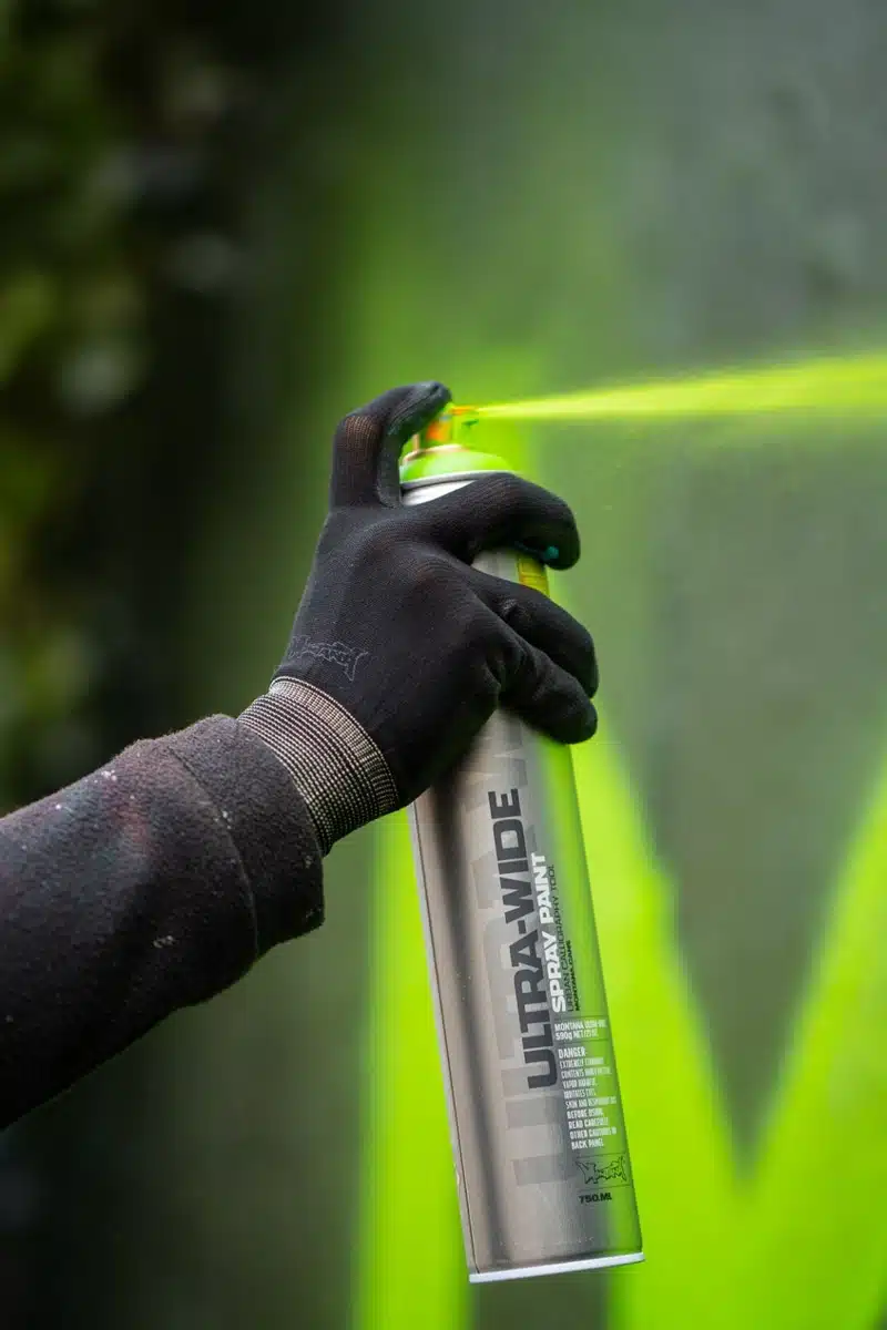 Montana Ultra Wide spuibtus groen graffiti