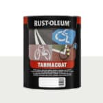 Rust Oleum Tarmacoat in de kleur RAL 9016 Verkeersswit