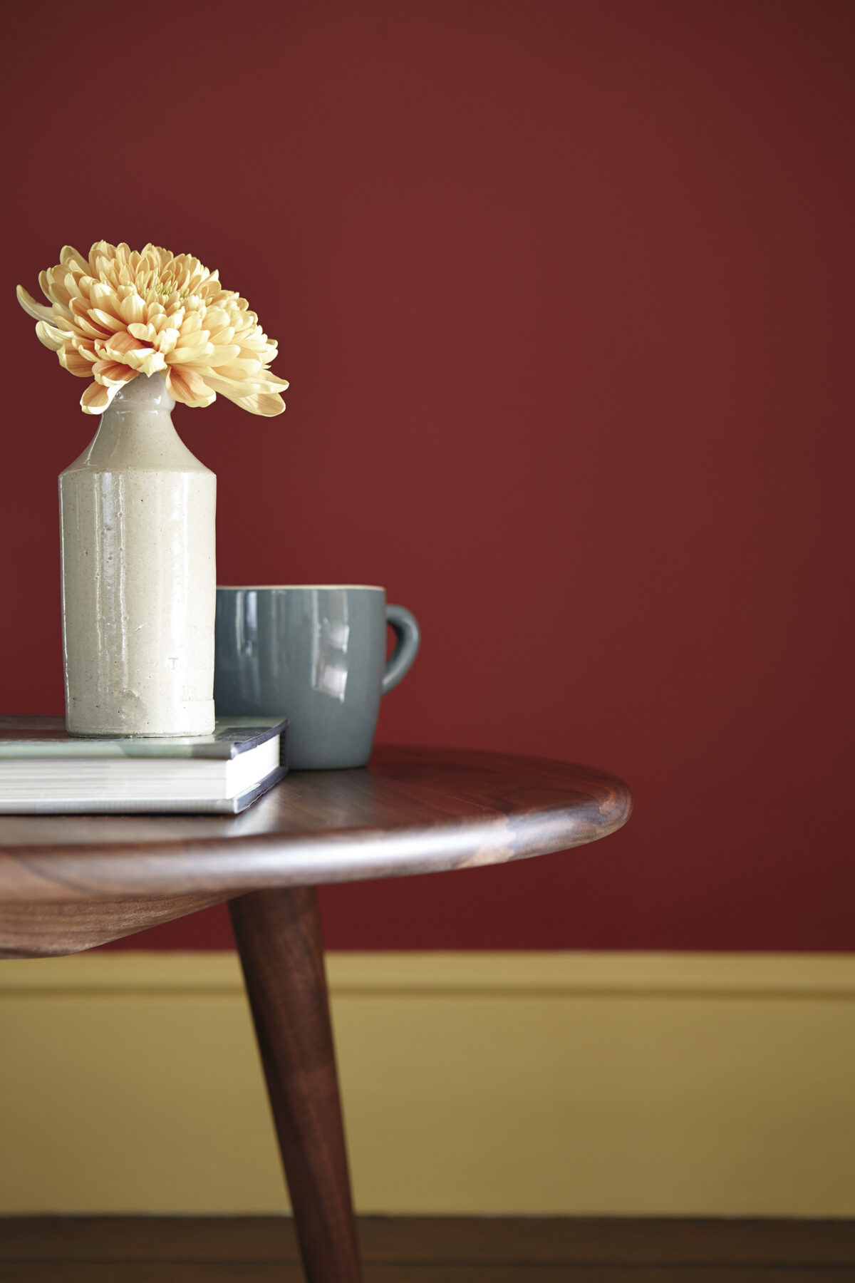 Little Green  Bronze Red 15, Yellow Pink 46 Detail