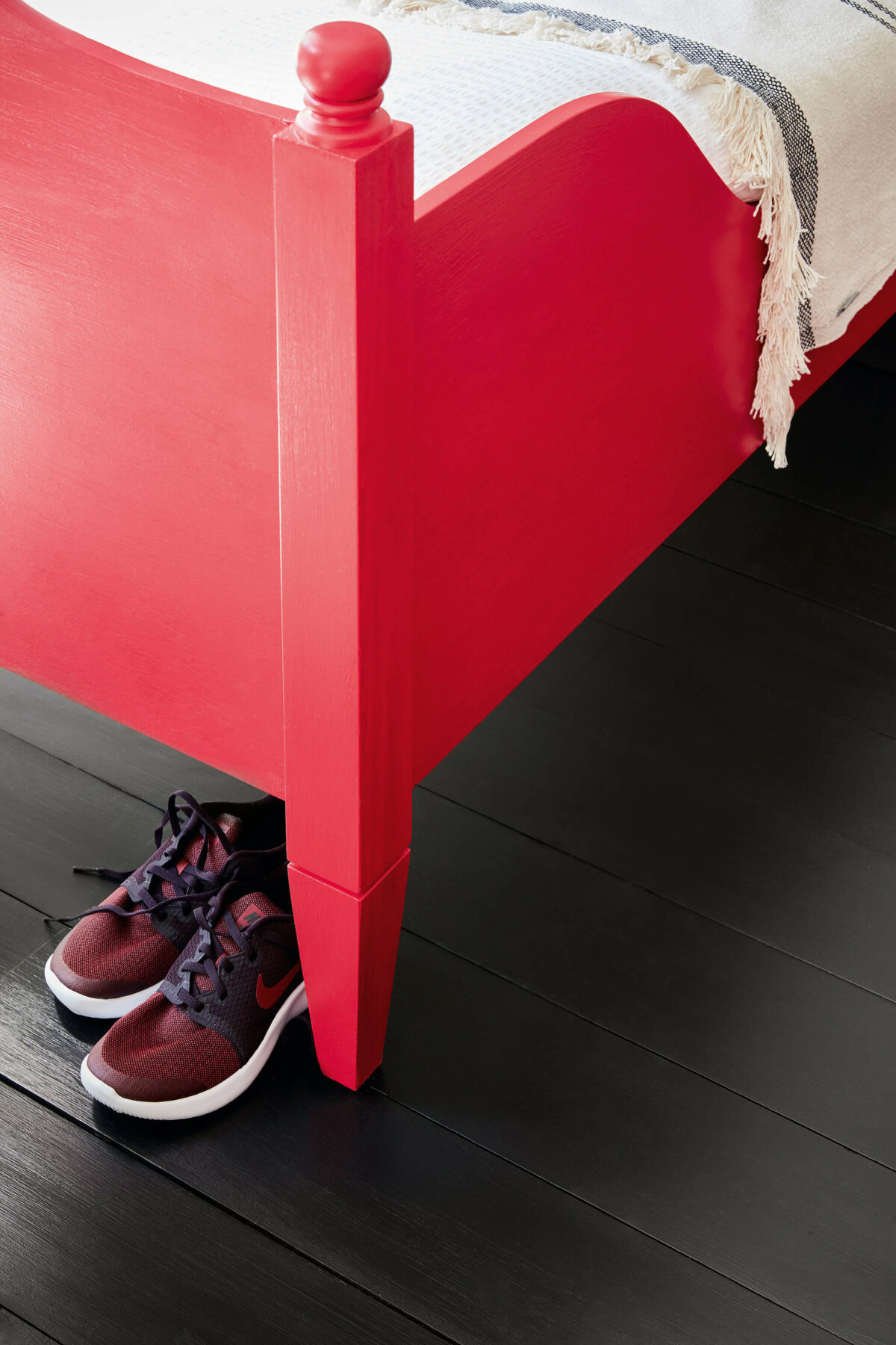 Little Green  Cape Red 279, Jack Black 119